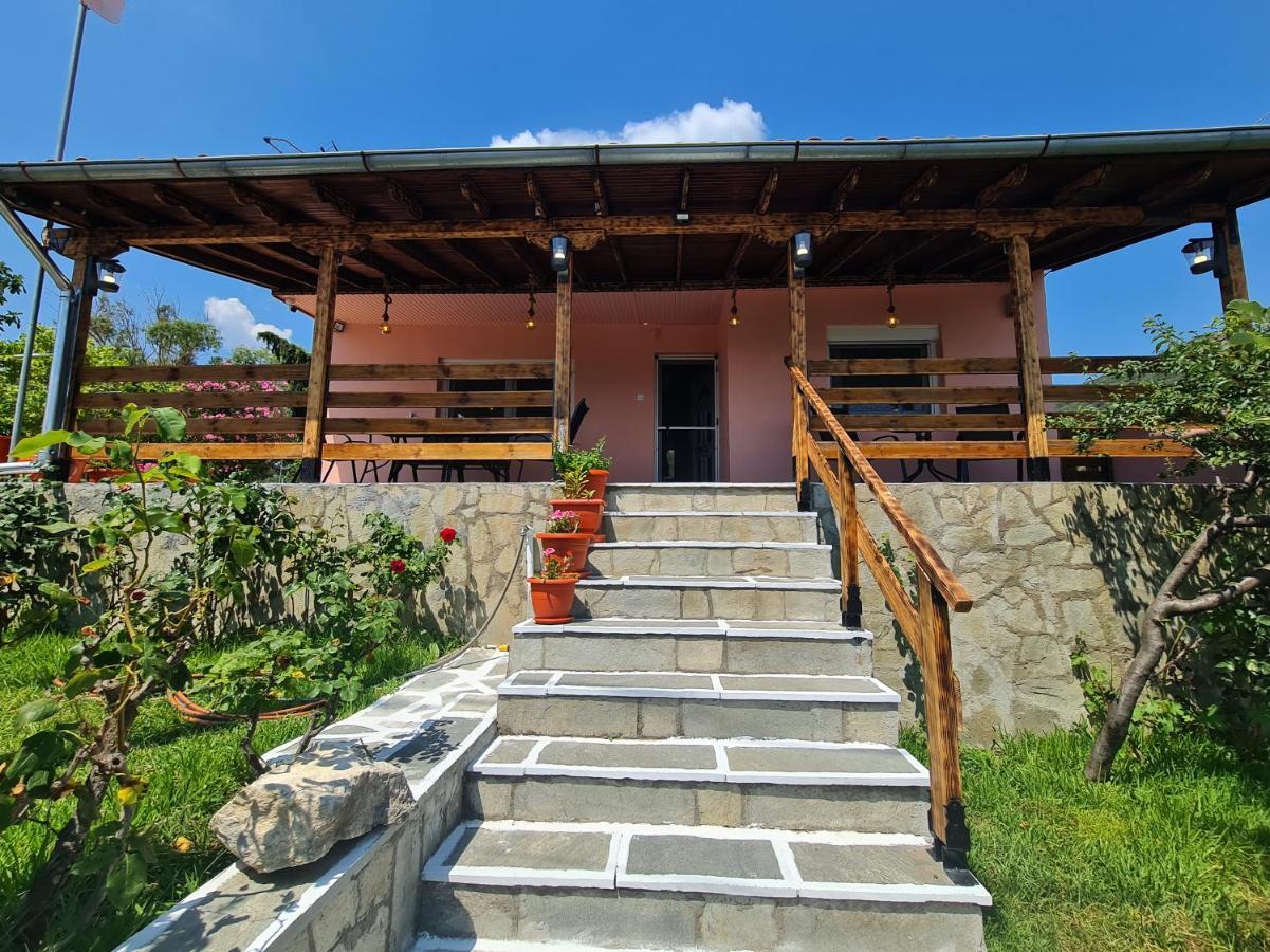 Stella'S Garden Palaiontsiflikion Exterior foto